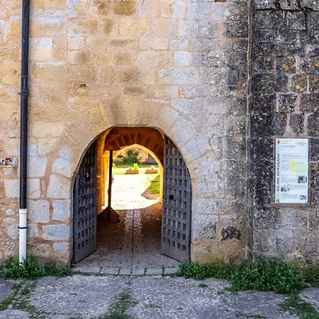 Ostello De L'abbaye De Cadouin